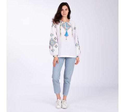Women's embroidered shirt "Road Home"