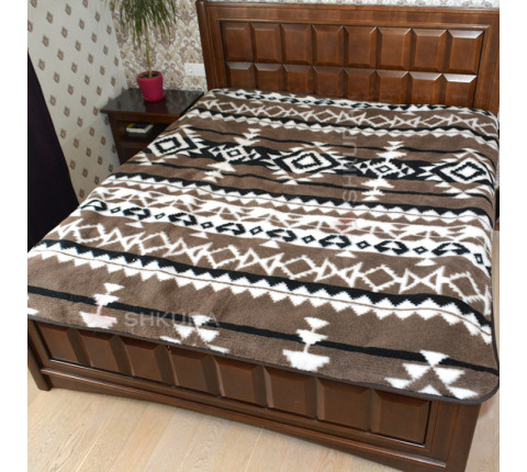 Ethno sheep wool blanket