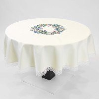 Вишита скатертина кругла