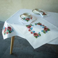 Вишита серветка "За народними мотивами"